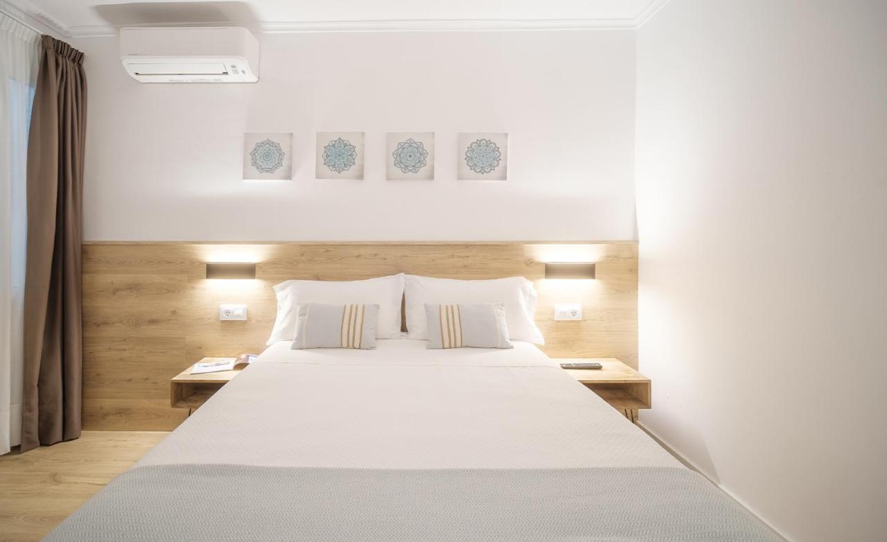 Hostal Menurka Ciutadella  Zewnętrze zdjęcie