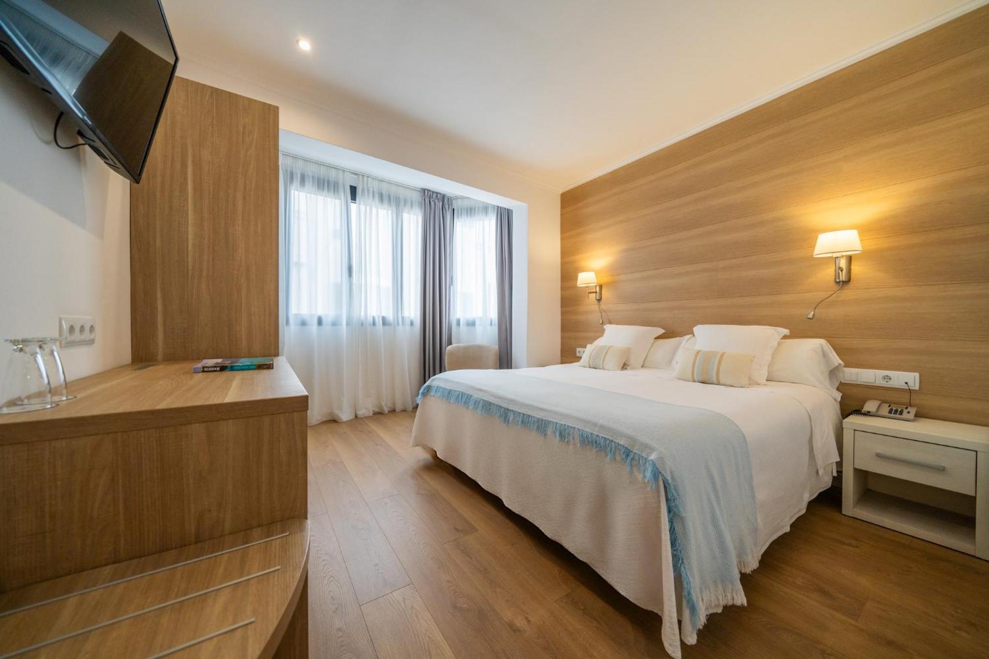 Hostal Menurka Ciutadella  Zewnętrze zdjęcie
