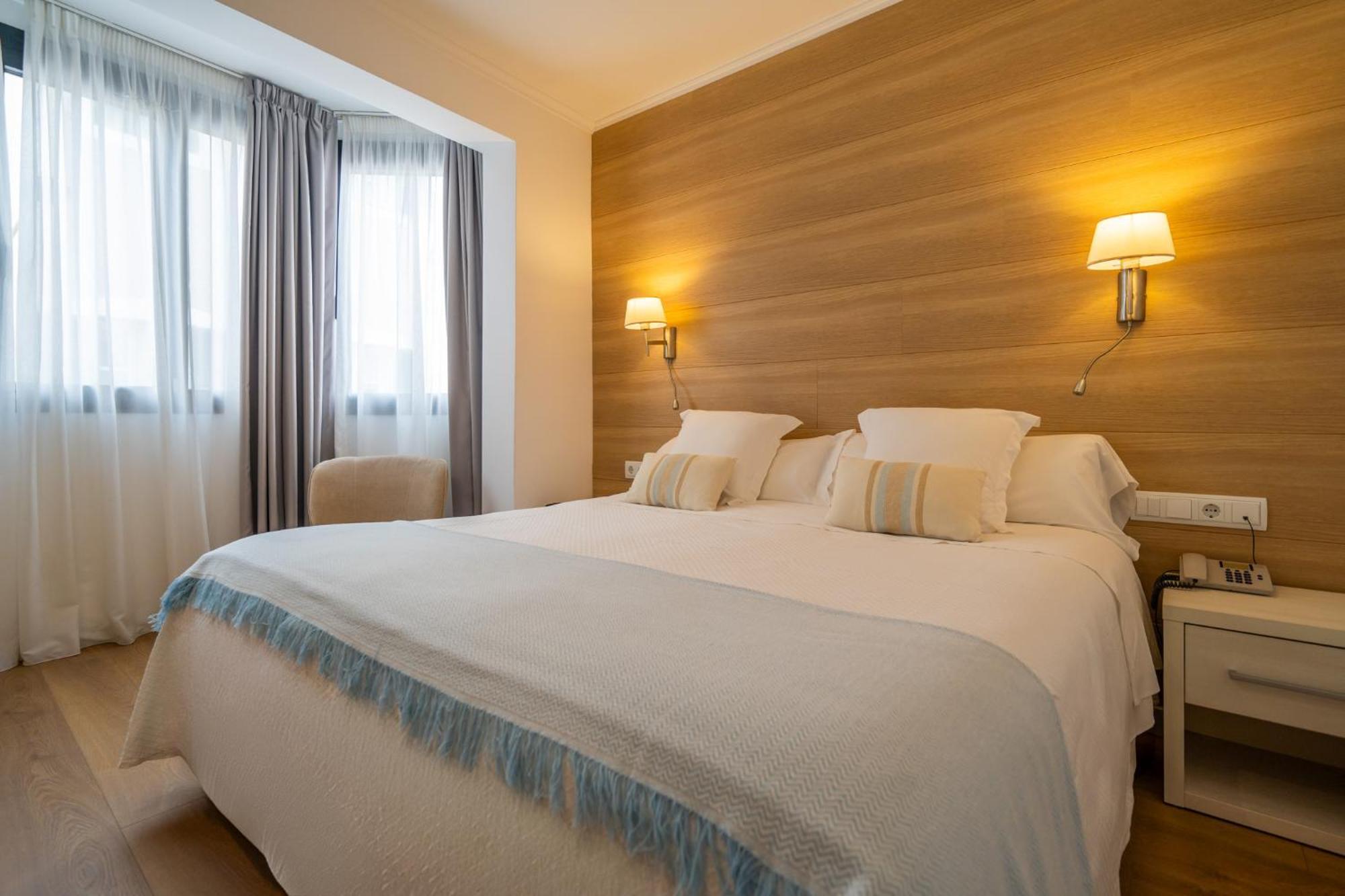 Hostal Menurka Ciutadella  Zewnętrze zdjęcie