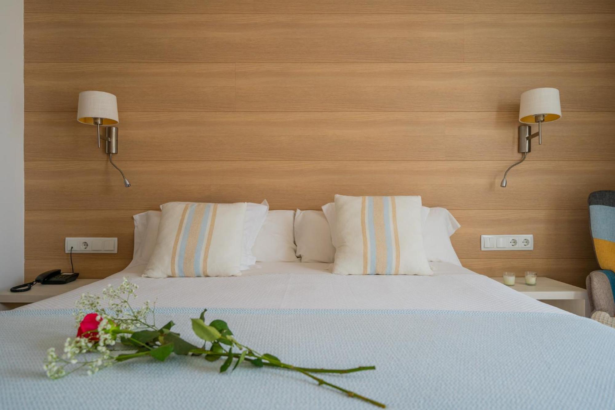 Hostal Menurka Ciutadella  Zewnętrze zdjęcie