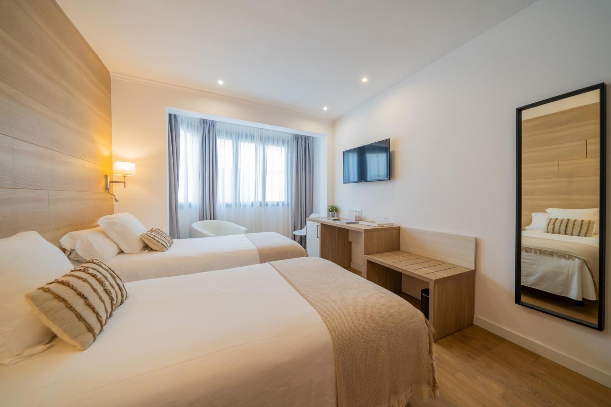 Hostal Menurka Ciutadella  Zewnętrze zdjęcie